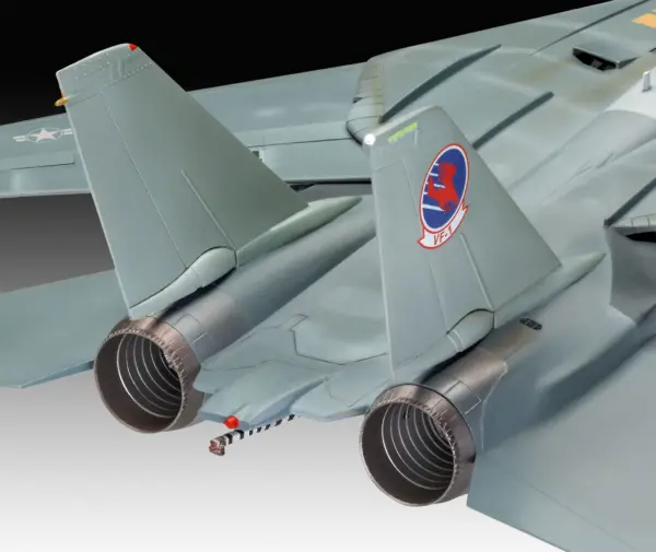 Revell MAVERICK'S F-14A TOMCAT - Image 2